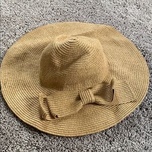 Straw hat